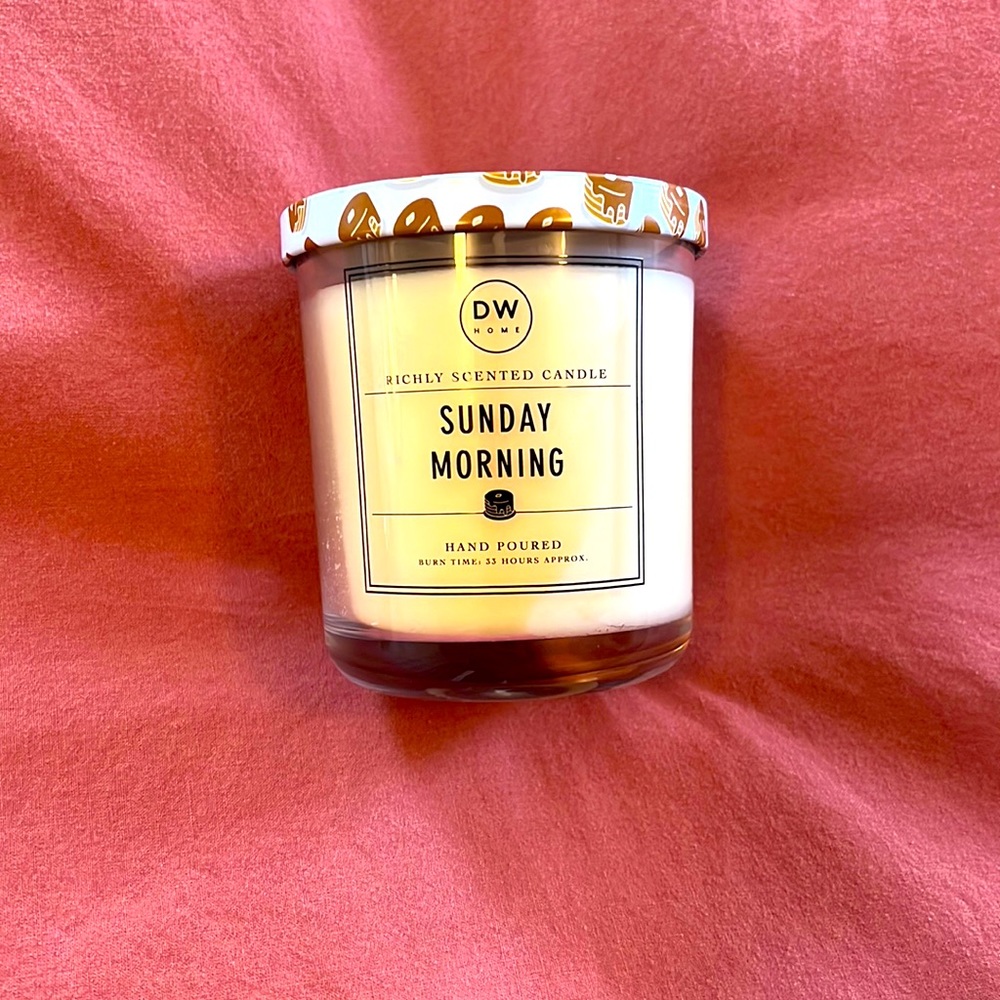 DW HOME CANDLE “SUNDAY MORNING”